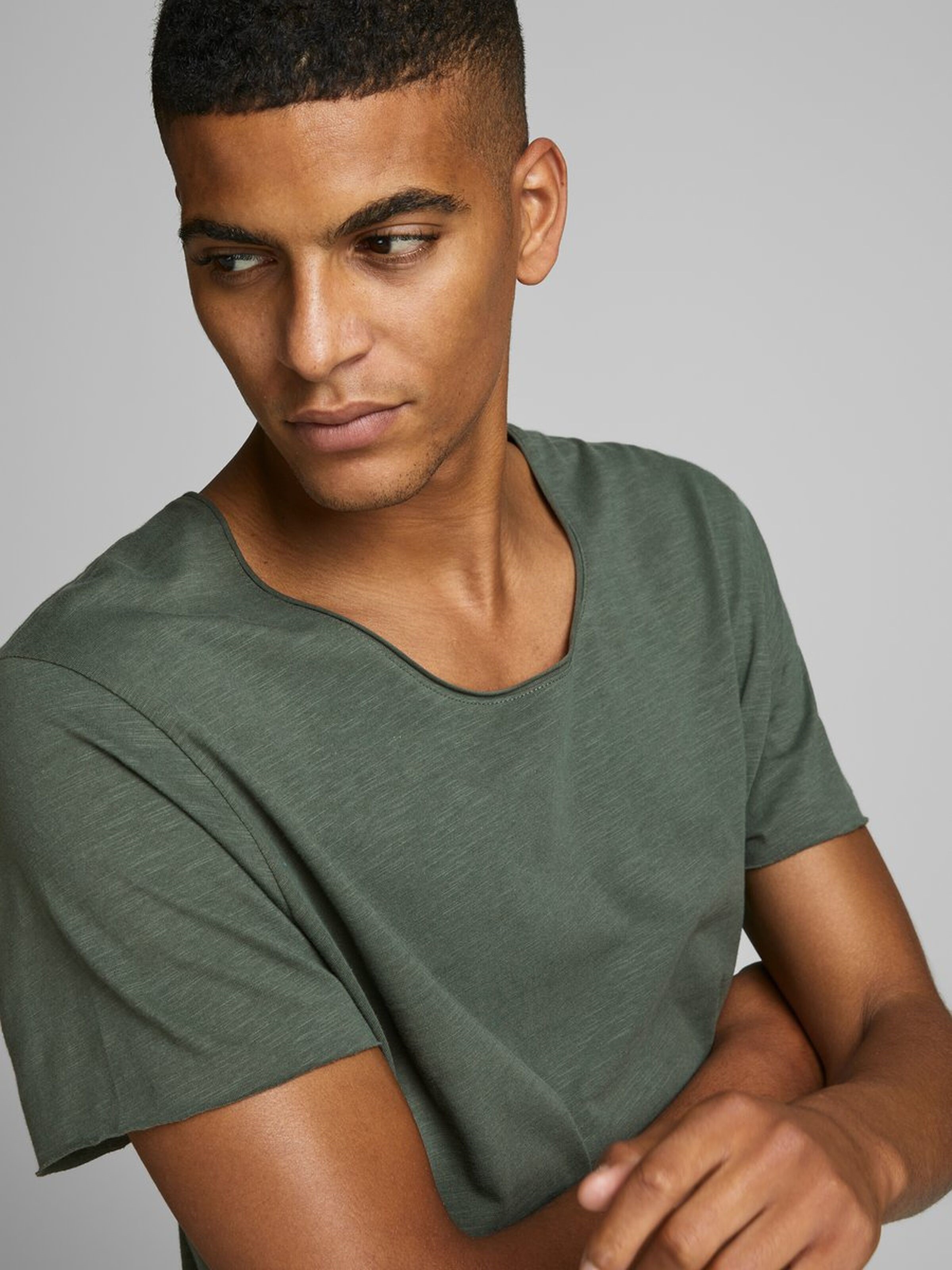 Jack Jones Erkek T-Shirt 12136679 Thyme
