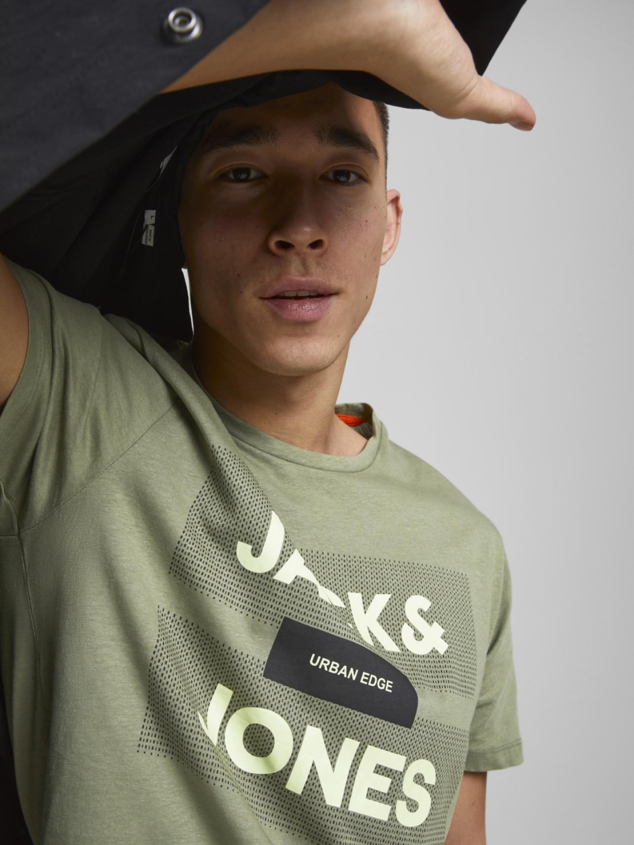 Jack Jones Erkek T-Shirt 12188039 Deep Lichen Green