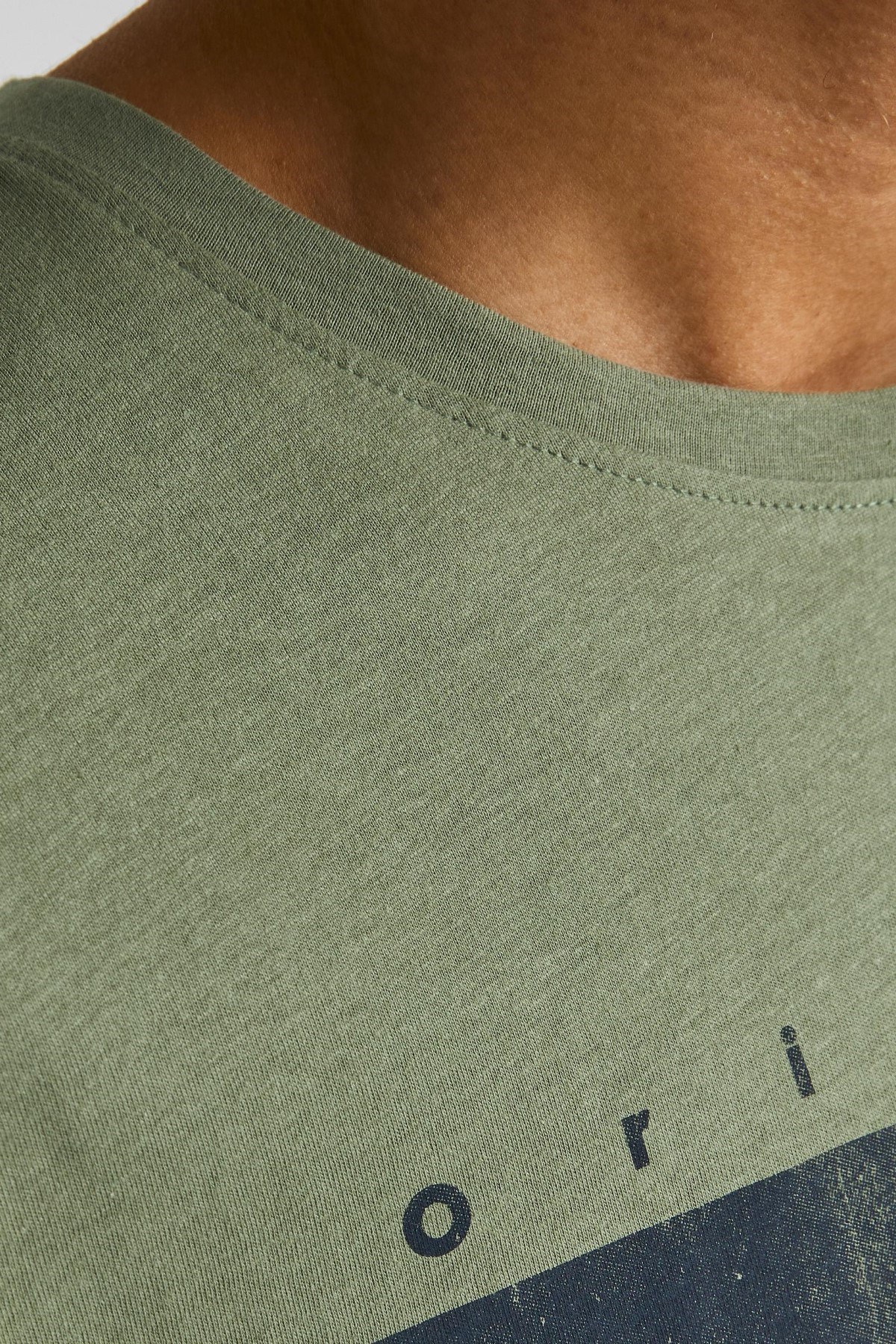 Jack Jones Erkek T-Shirt 12205503 Oil Green