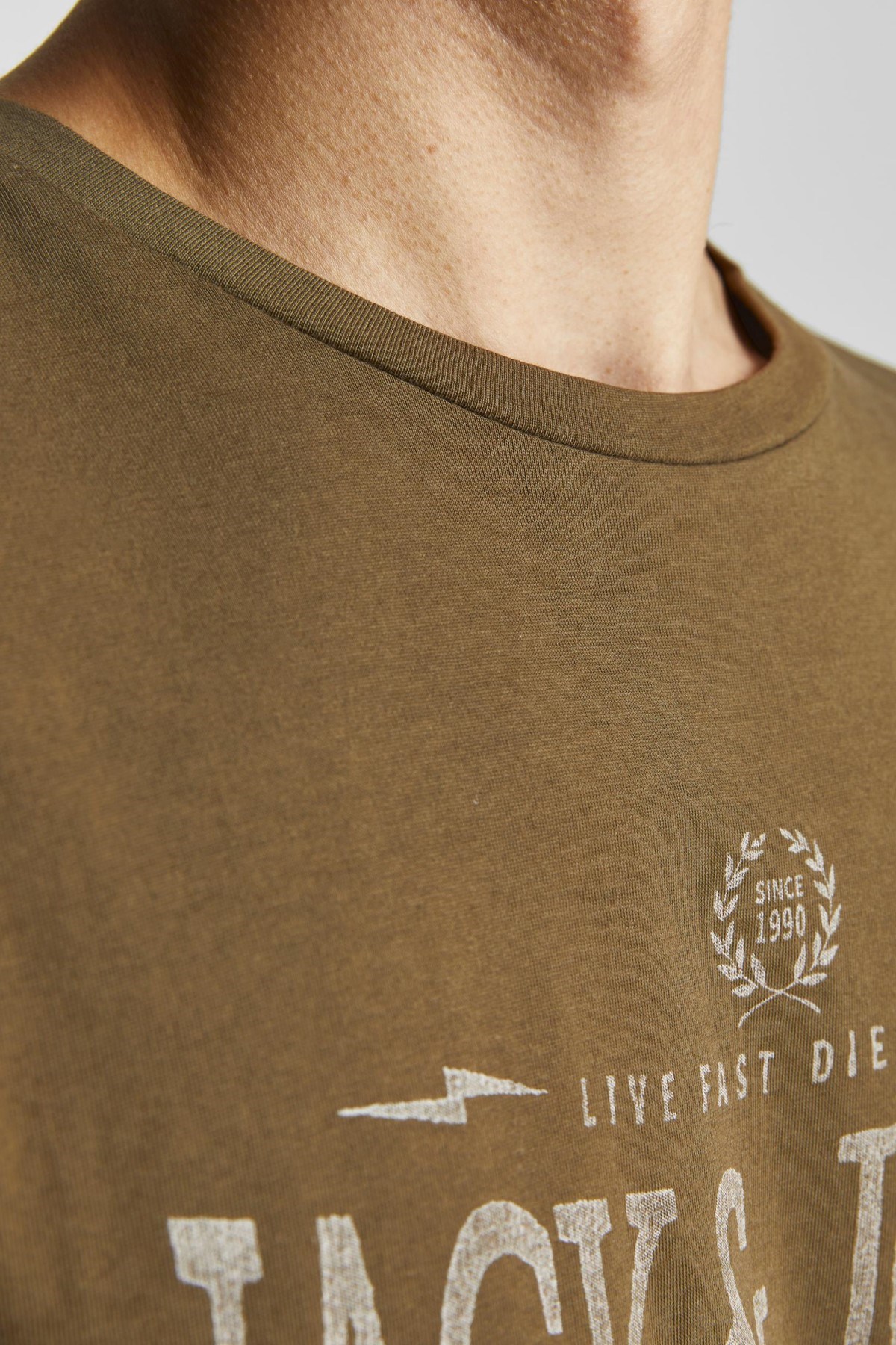 Jack Jones Erkek T-Shirt 12208452 Dark Olive