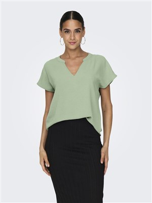 Only Kadın T-Shirt 15249287 Laurel Green