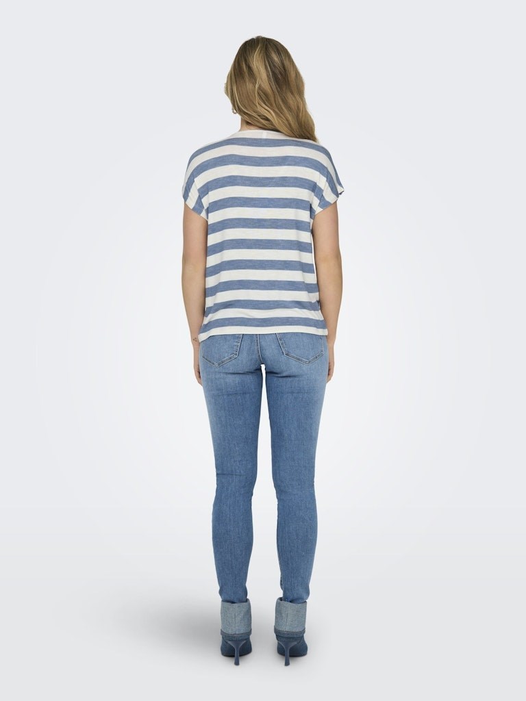 Only Kadın T-Shirt 15252103 Infinity
