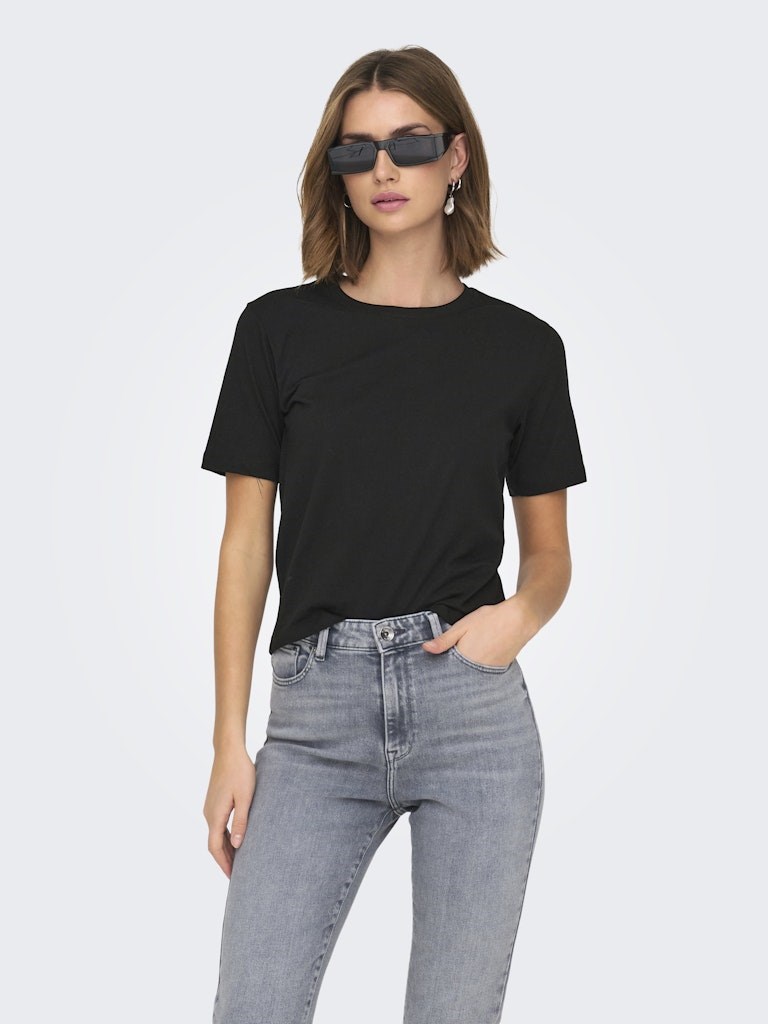 Only Kadın T-Shirt 15344612 Black