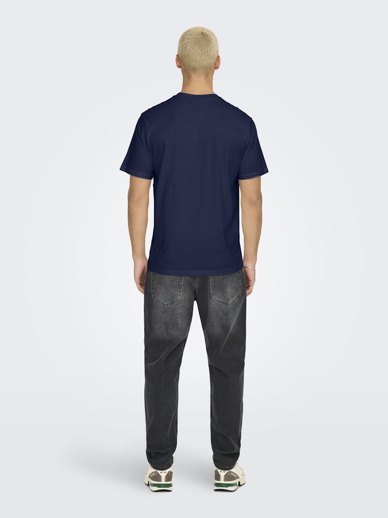 Only & Sons Erkek T-Shirt 22033190 Naval Academy