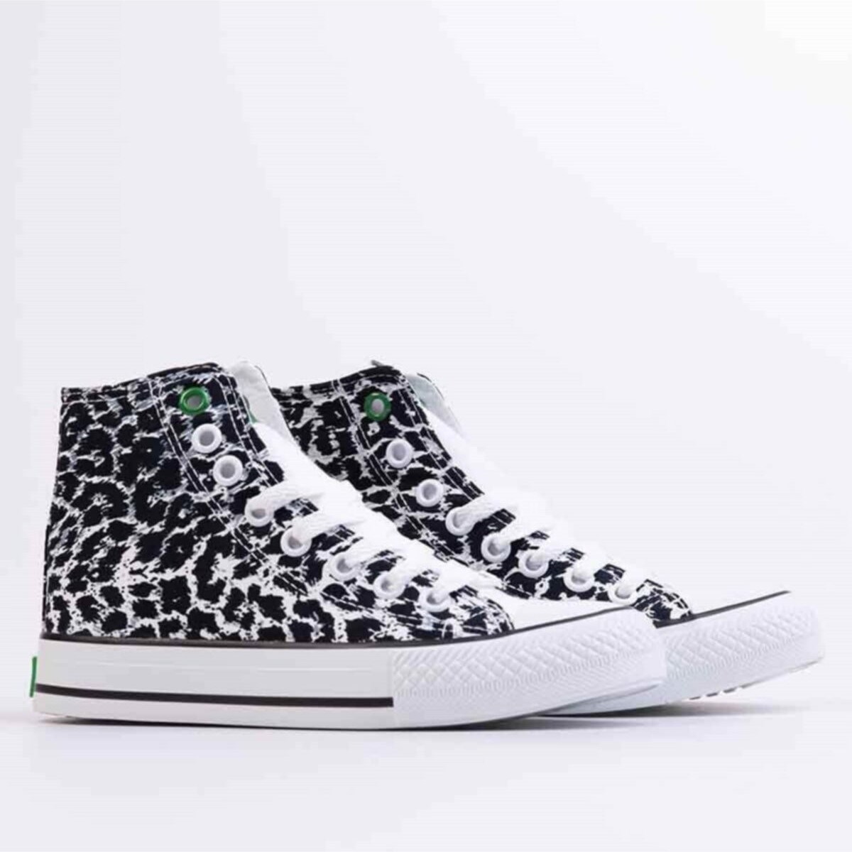 Benetton Kadın Ayakkabı BN-30190 228-Siyah-Beyaz