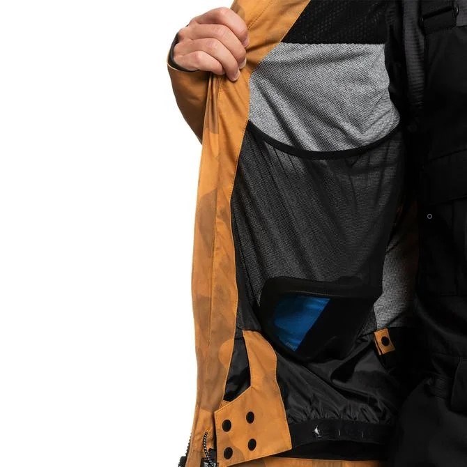 Quiksilver Erkek Mont EQYTJ03391 Buckthorn Brown Fade Out Camo