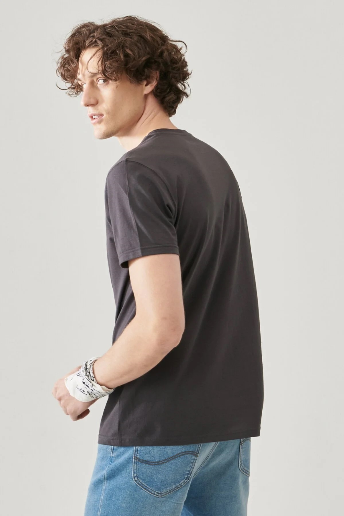 Lee Erkek T-Shirt L68SFEON Washed Black