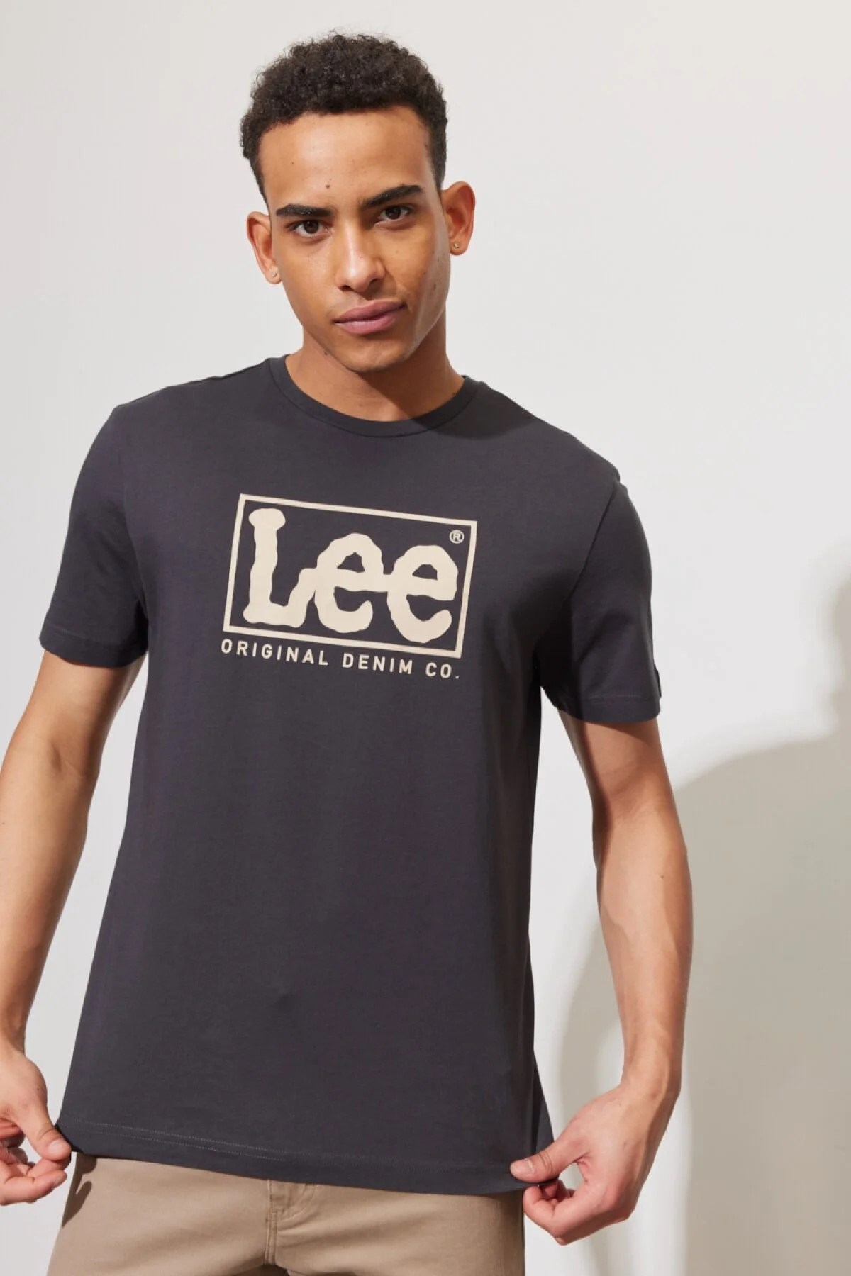 Lee Erkek T-Shirt L68TYSON Washed Black