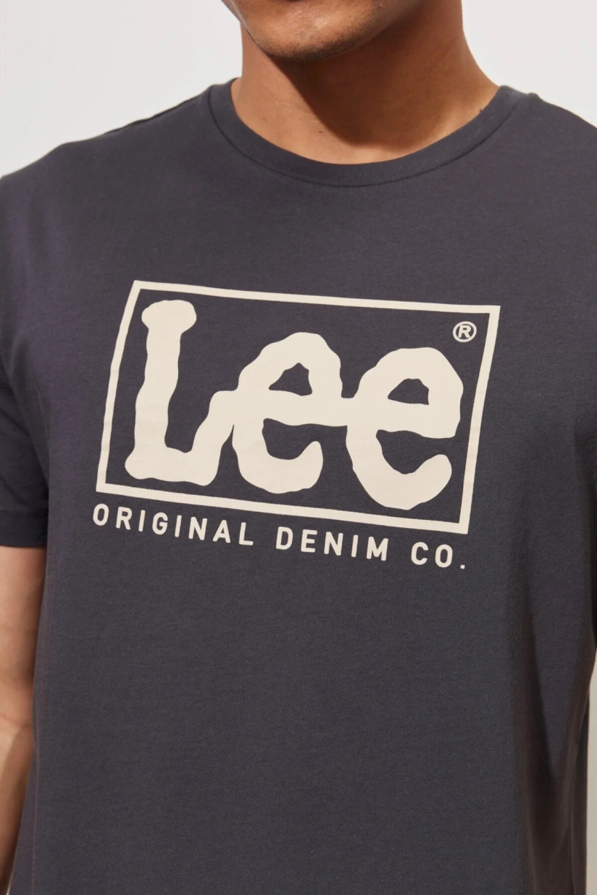 Lee Erkek T-Shirt L68TYSON Washed Black