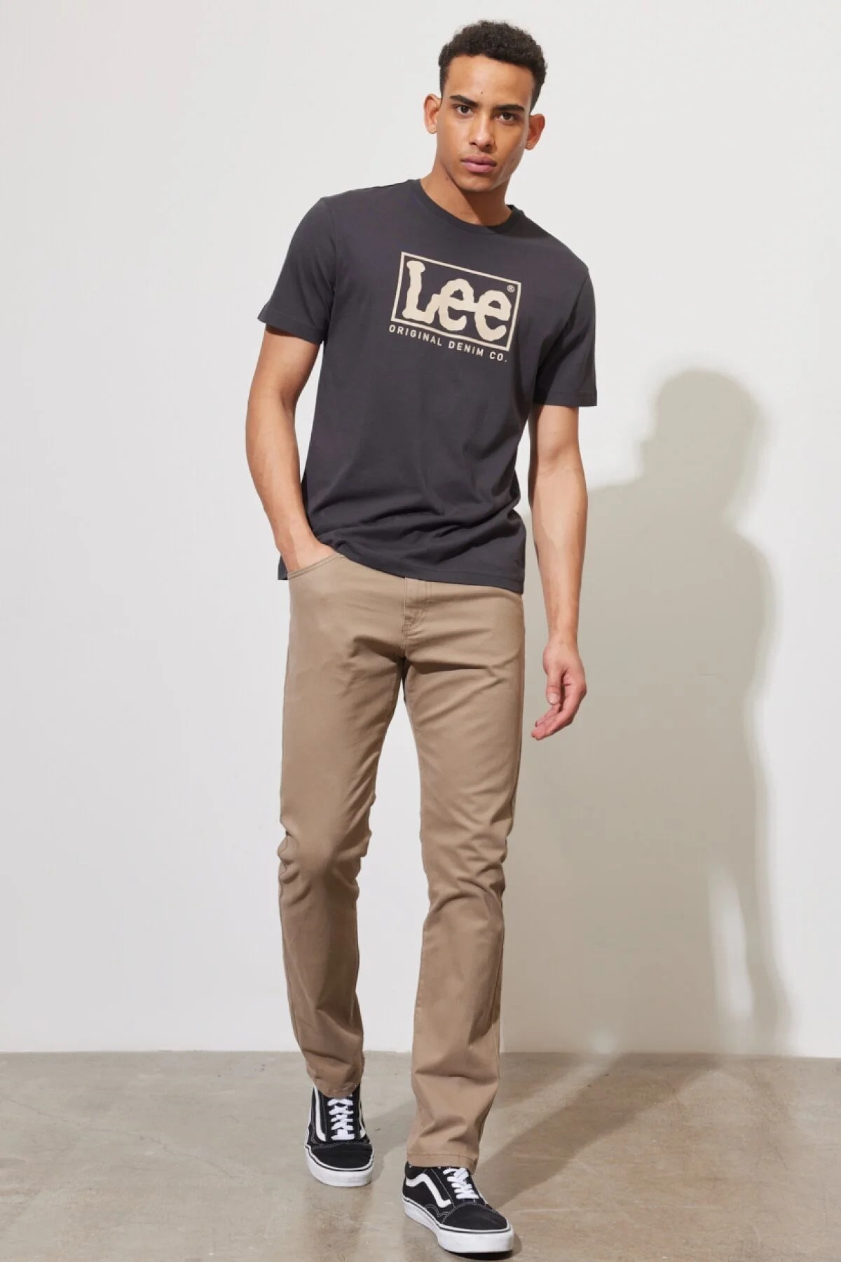 Lee Erkek T-Shirt L68TYSON Washed Black