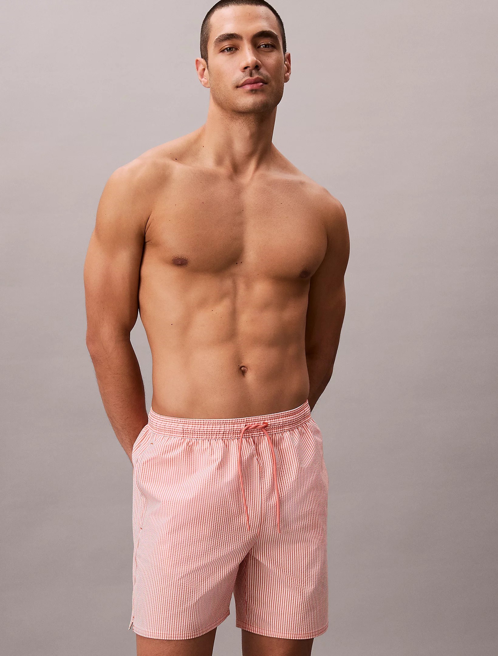 Calvin Klein Erkek Deniz Şortu LV00N610403TP Pembe