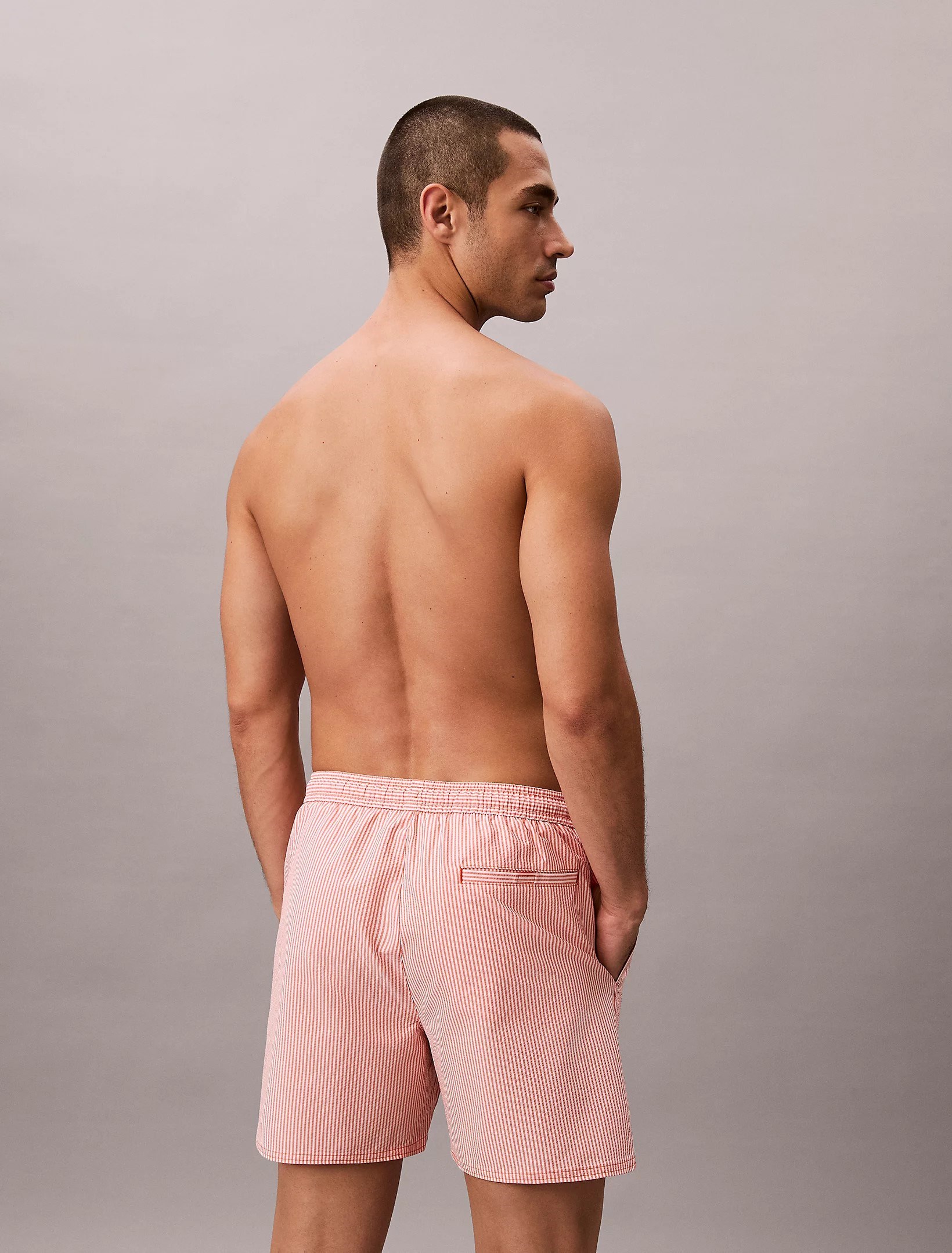 Calvin Klein Erkek Deniz Şortu LV00N610403TP Pembe