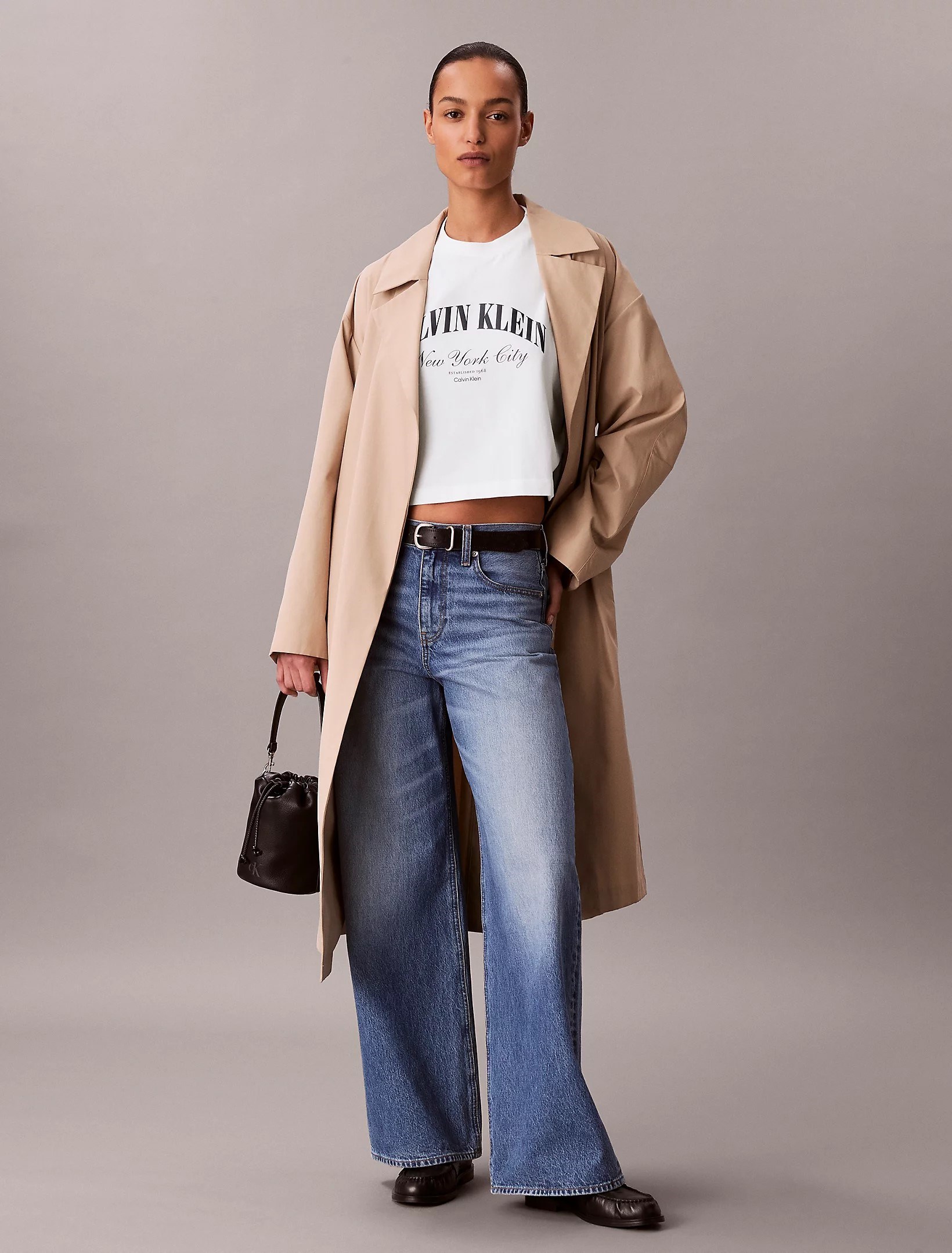 Calvin Klein Kadın T-Shirt LV047F813GYAF Whıte
