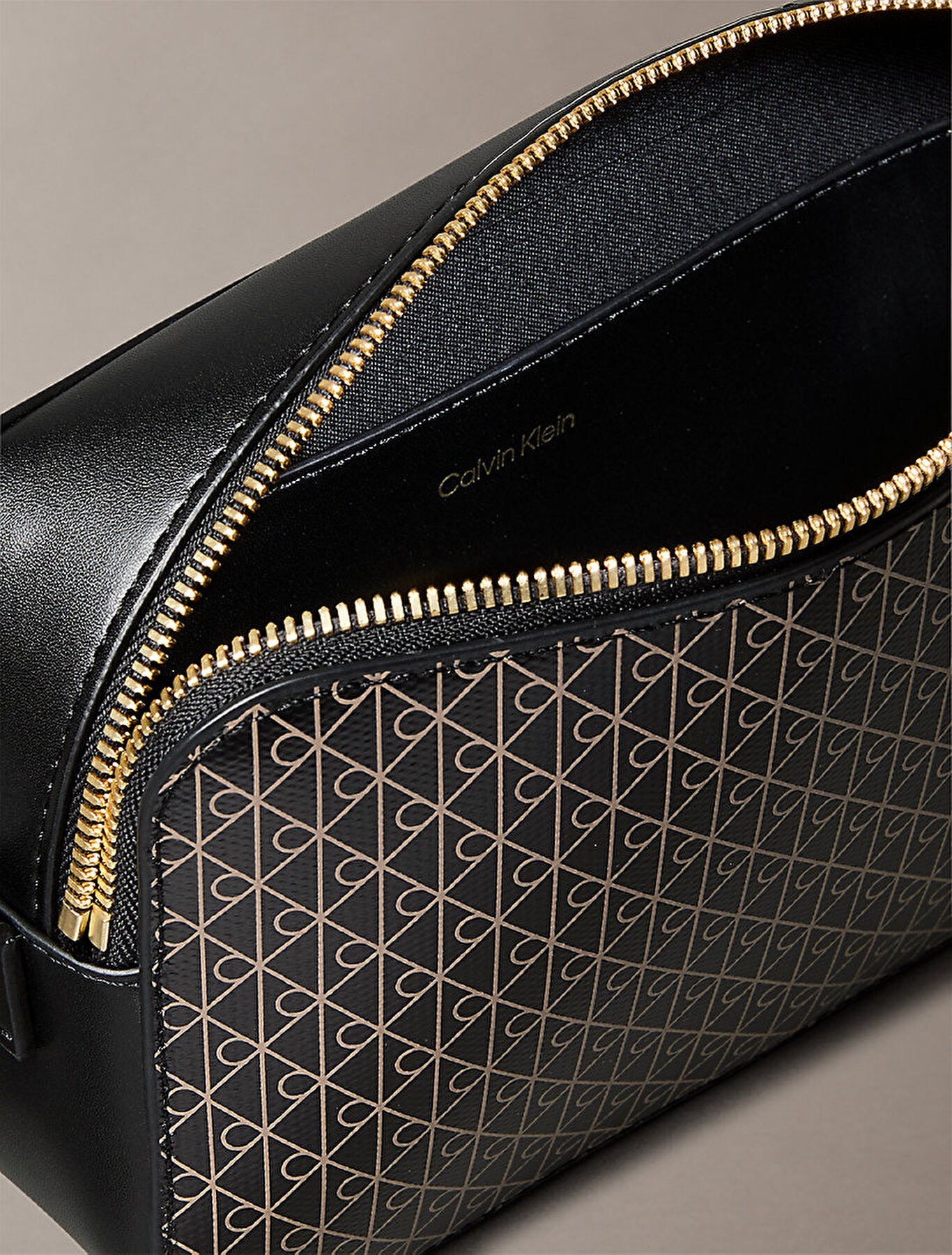 Calvin Klein Kadın Çanta LV04F3268G2XA Black