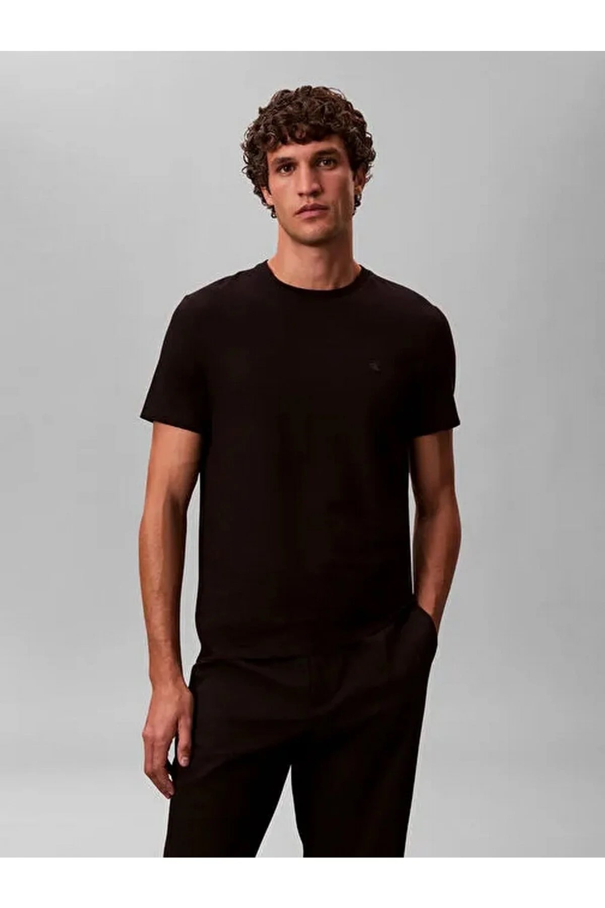 Calvin Klein Erkek T-Shirt LV04LC240GUB1 Black