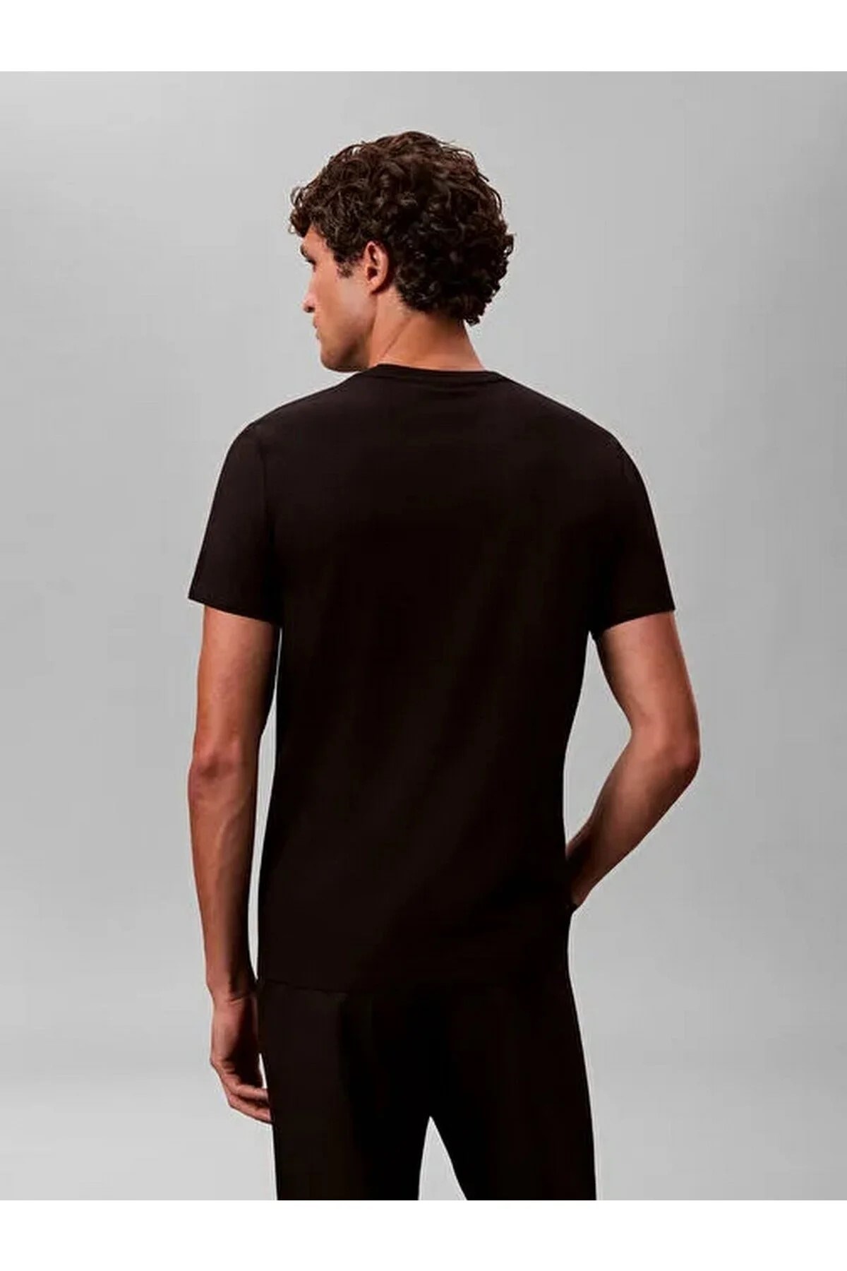 Calvin Klein Erkek T-Shirt LV04LC240GUB1 Black
