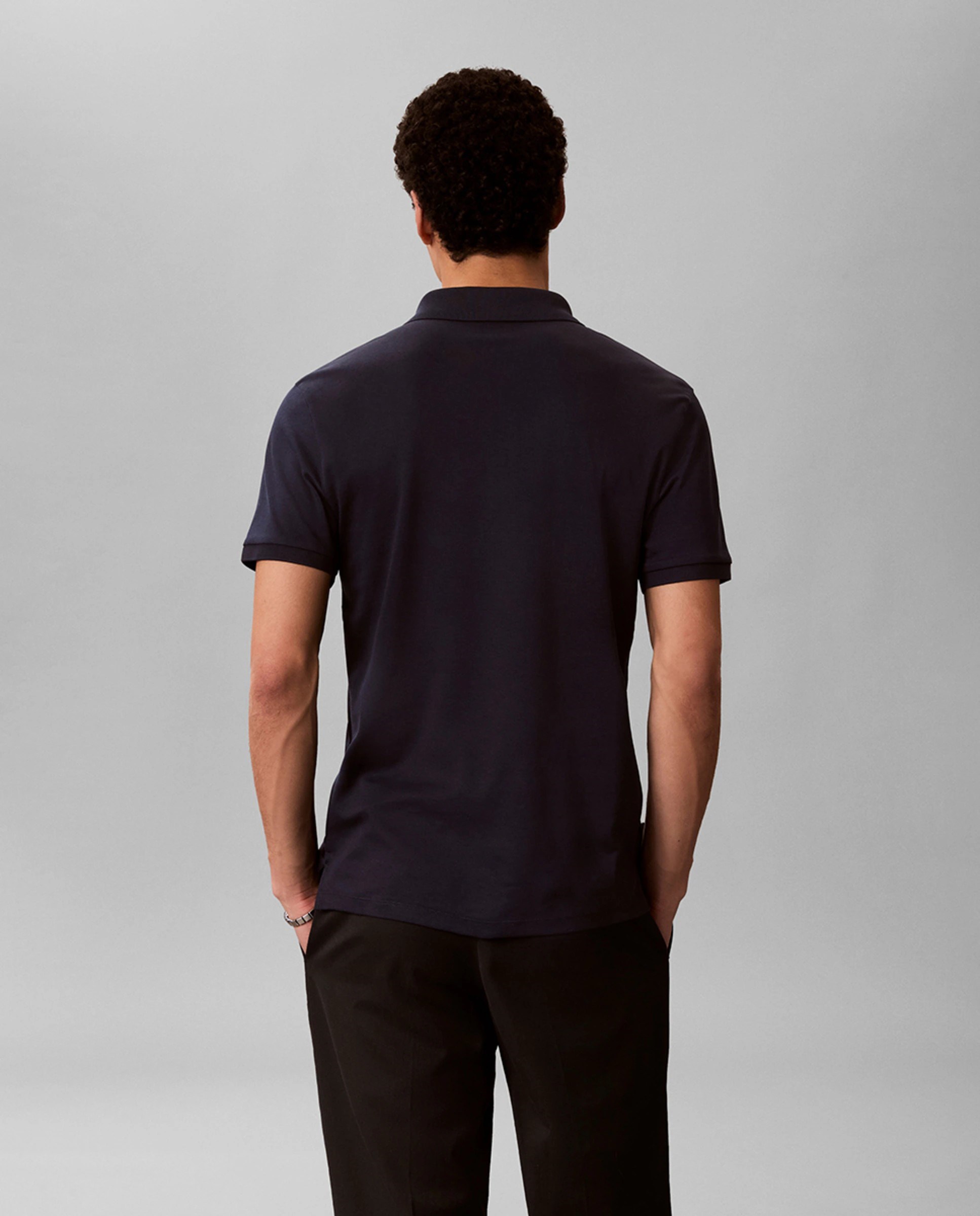 Calvin Klein Erkek T-Shirt LV04LE255GCEF Dark Sapphire