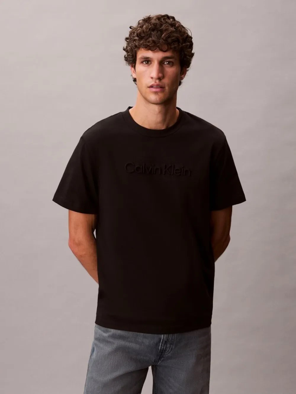 Calvin Klein Erkek T-Shirt LV04LF811GUB1 Black