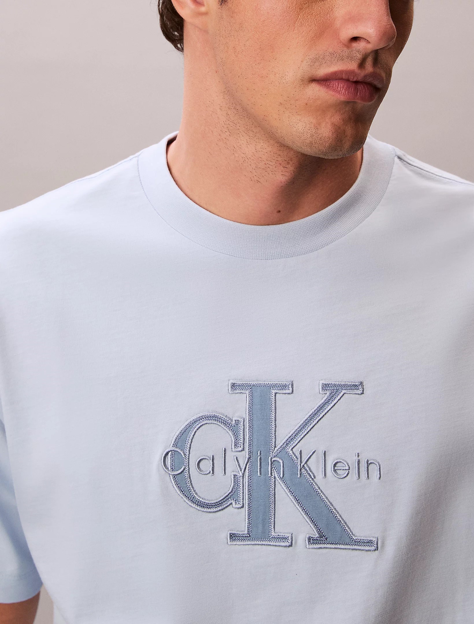 Calvin Klein Erkek T-Shirt LV04RF819GC1O Breezy Blue