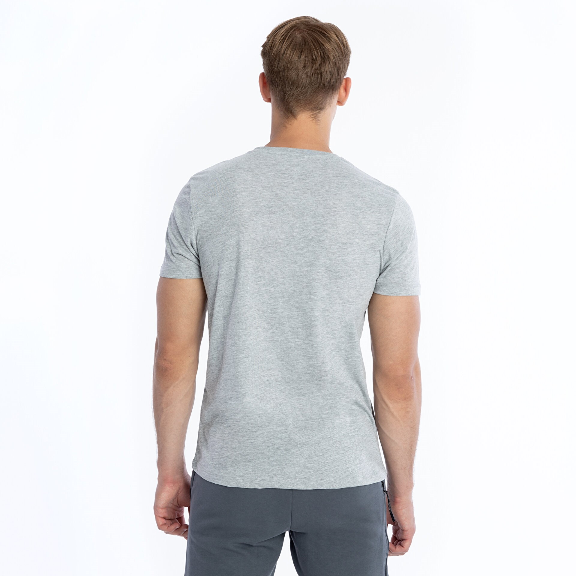 New Balance Erkek T-Shirt MNT1205-GRY 