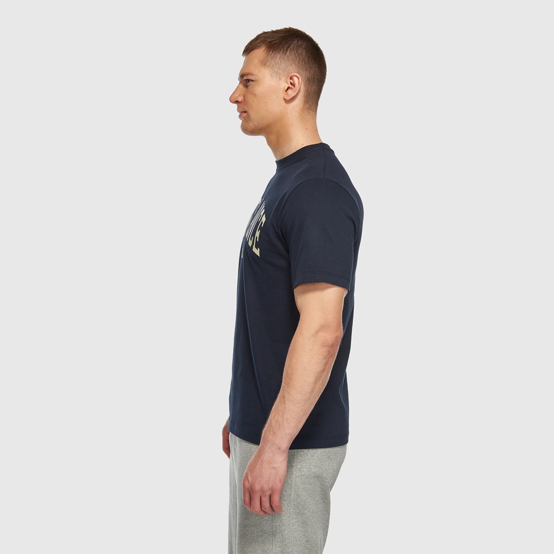 New Balance Erkek T-Shirt MNT3326-AVI 
