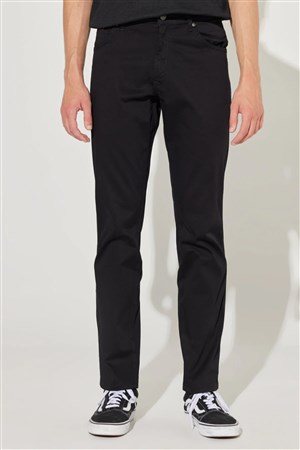 Wrangler Erkek Pantolon W12SEA001 Black