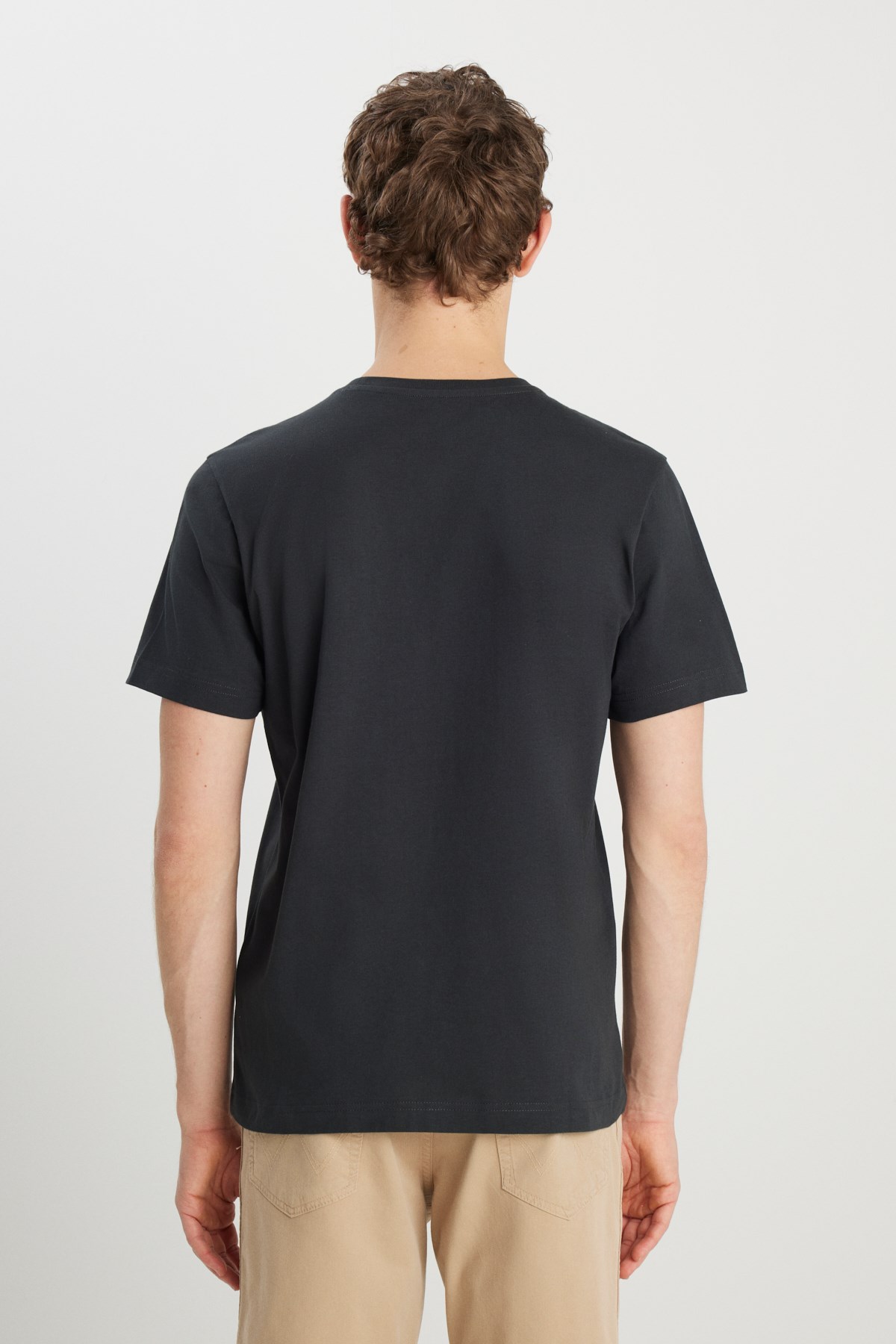 Wrangler Erkek T-Shirt W7H4D3XV6 Faded Black