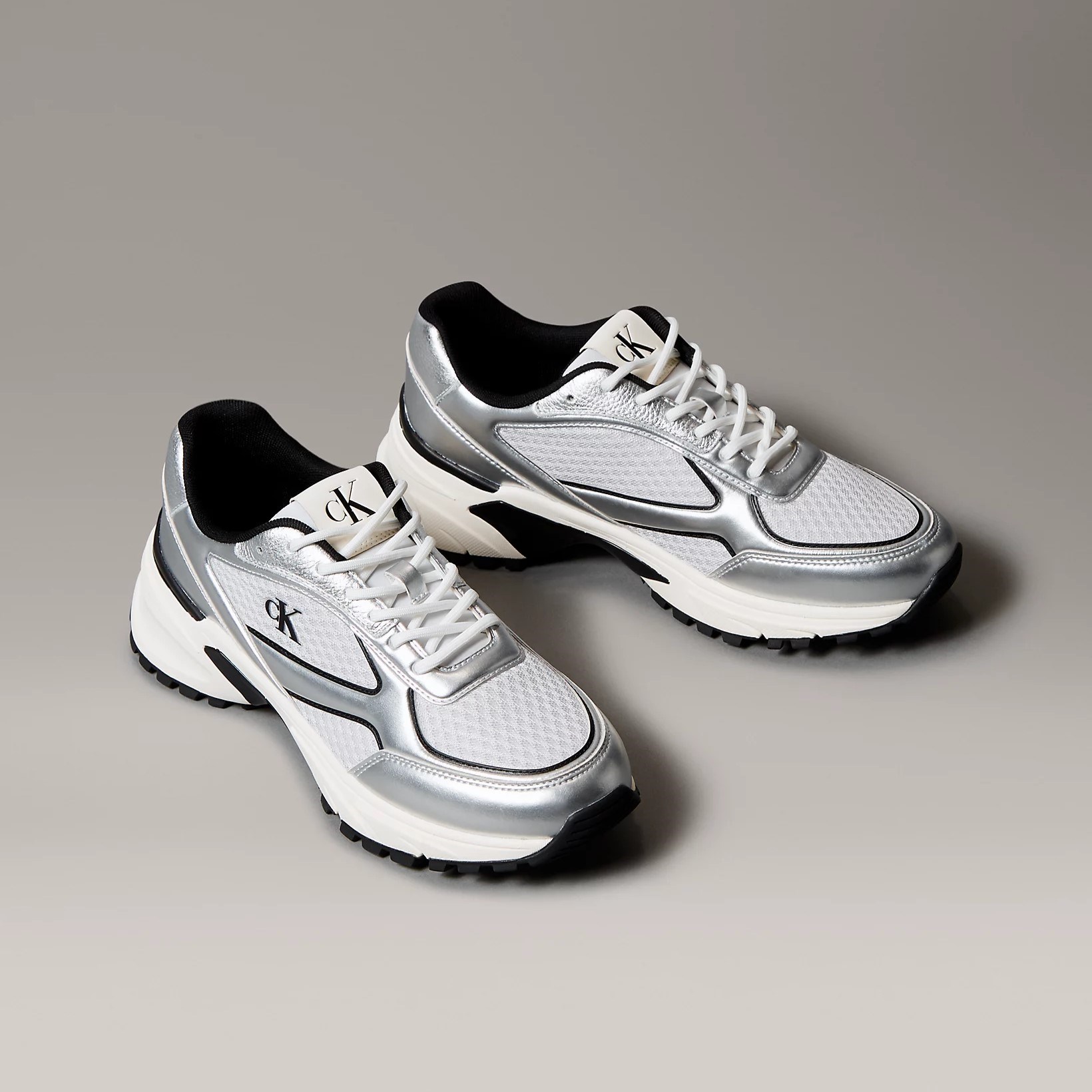 Calvin Klein Erkek Ayakkabı YM0YM014020IX Gümüş/Siyah/Parlak Beyaz